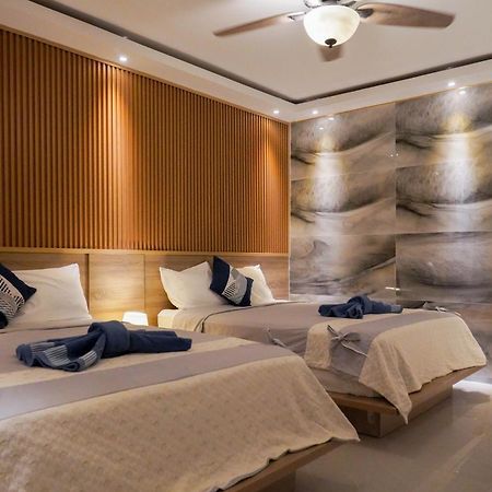 Soficu Hotel On The Beach Байяибе Экстерьер фото